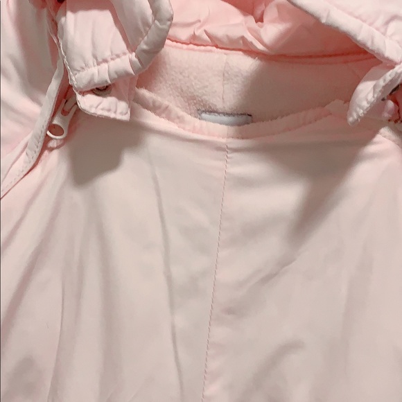 Gap - Picture 4 of 5